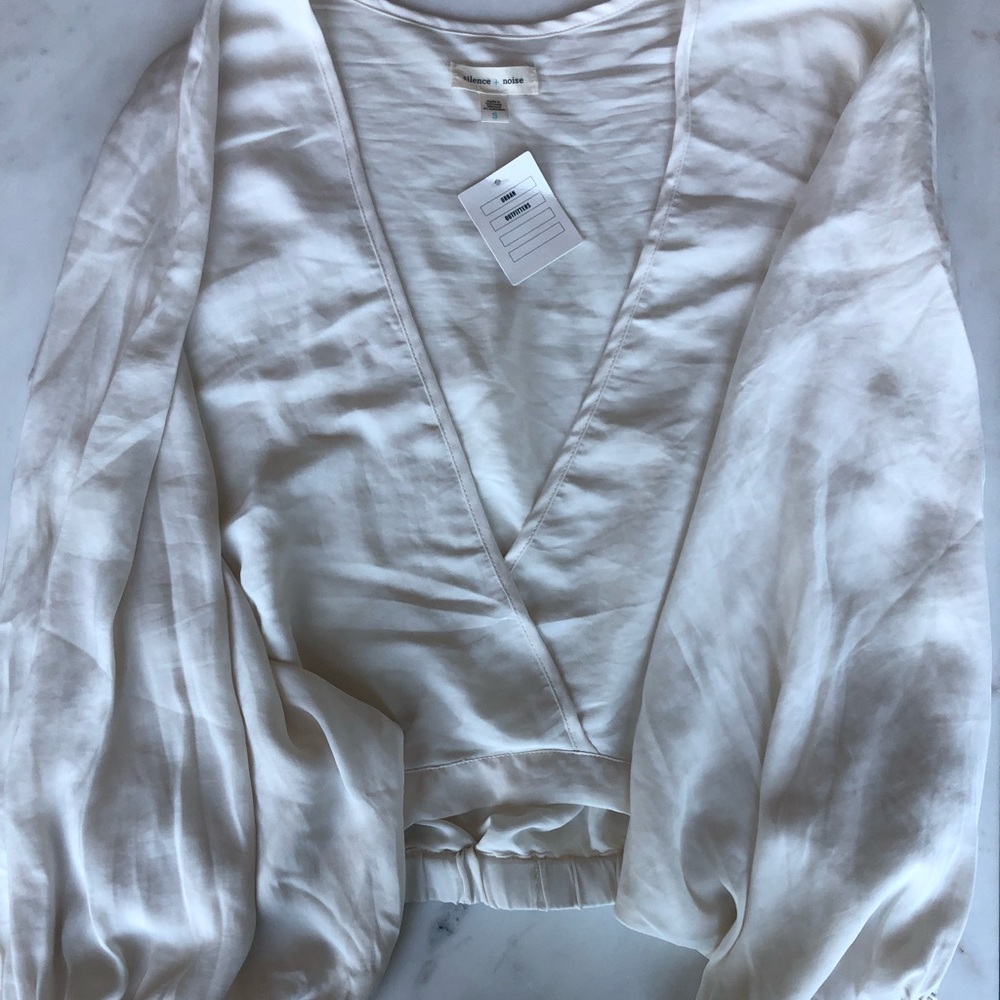 Silence+noise flowy top